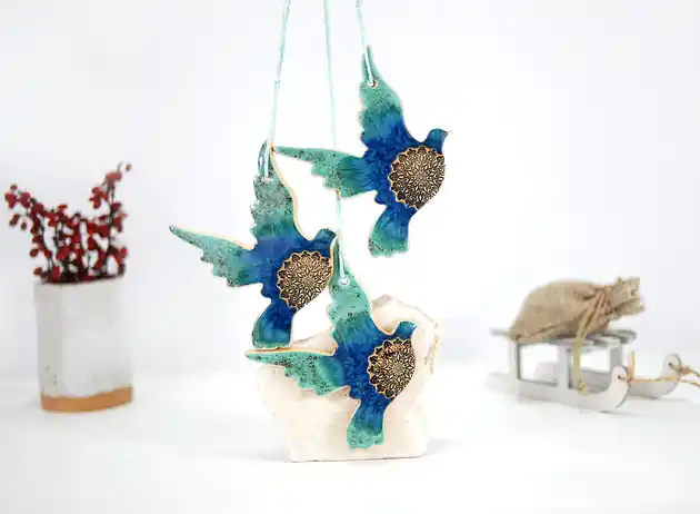 Bestseller Turkusowe ptaki w locie - ozdoby ceramiczne