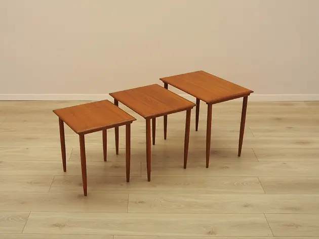 Komplet trzech stolików tekowych, duński design, lata 70, produkcja Dania Kup teraz