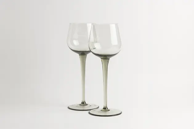 Kieliszek na wino czerwone Classic - dymny Kup online
