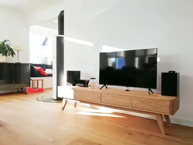Drevutnia - Szafka Telewizyjna Jednolita /RTV/ Szafka pod Telewizor / 200cm Darmowy zwrot