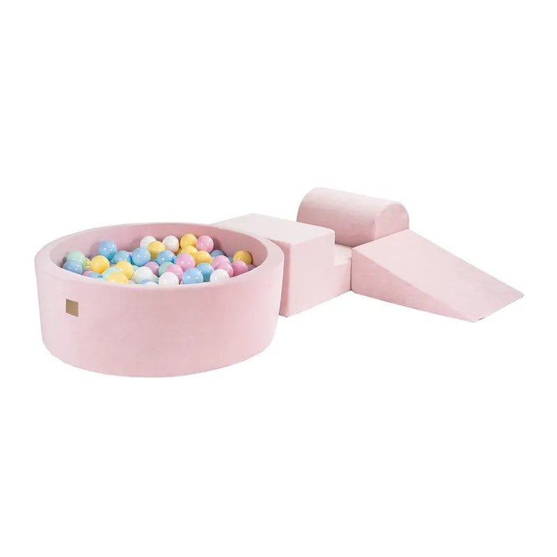 Wybór klientów Różowy aksamitny piankowy plac zabaw 4 szt. wysokość 30 cm 225x90 cm Montessori – Meowbaby Bonami