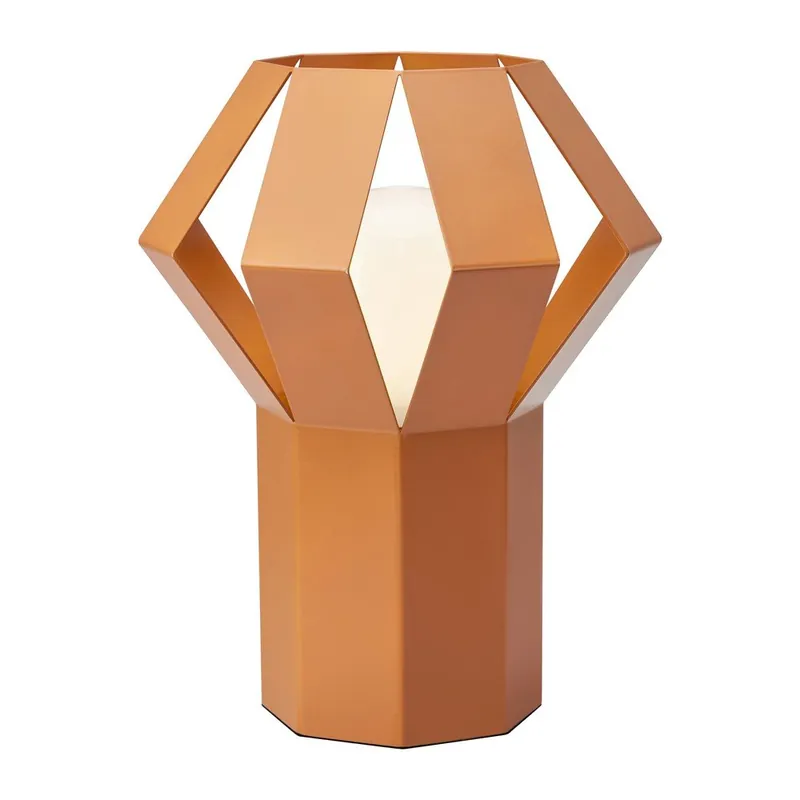 Pomarańczowa metalowa lampa stołowa z metalowym kloszem (wysokość 27 cm) Octa – Markslöjd Bonami Ograniczona ilość