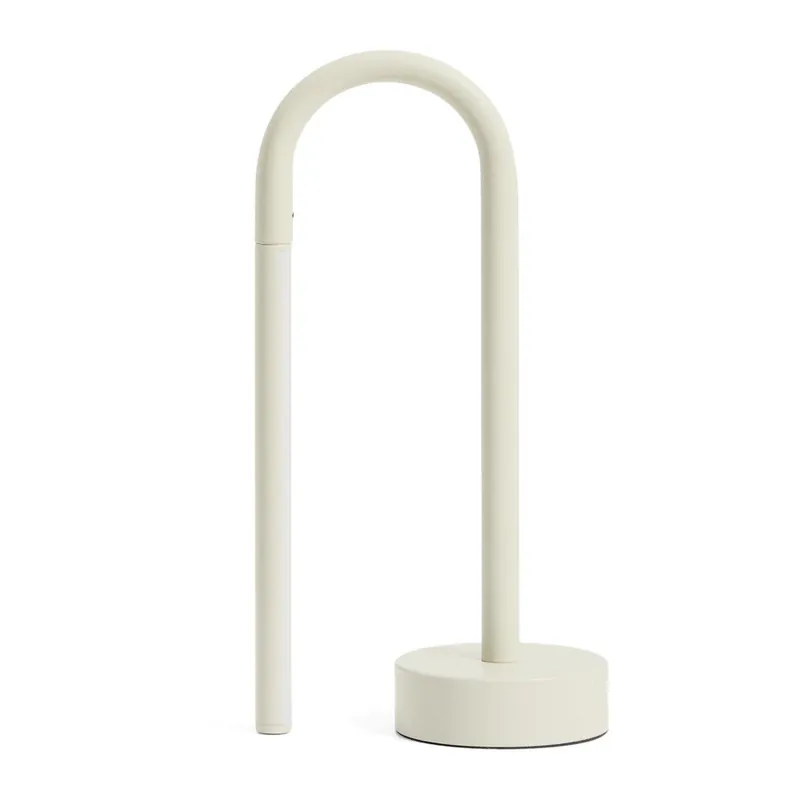 Ostatnia szansa Metalowa lampa stołowa LED w kolorze kości słoniowej (wysokość 30 cm) Bow – Kave Home Bonami