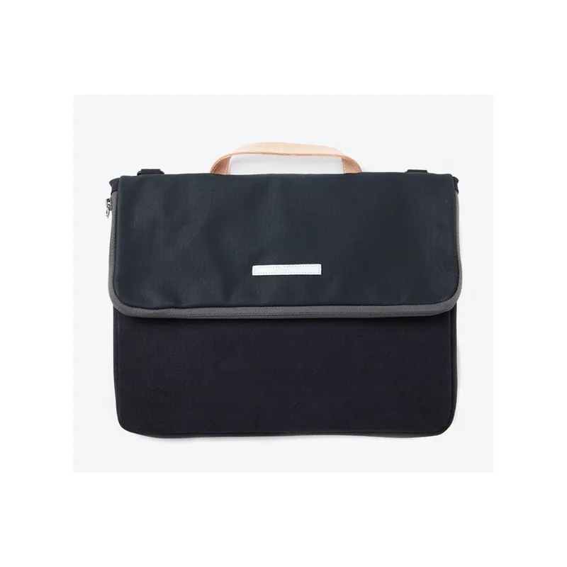 Oferta czasowa Torba R Clutch 120, granatowa Bonami
