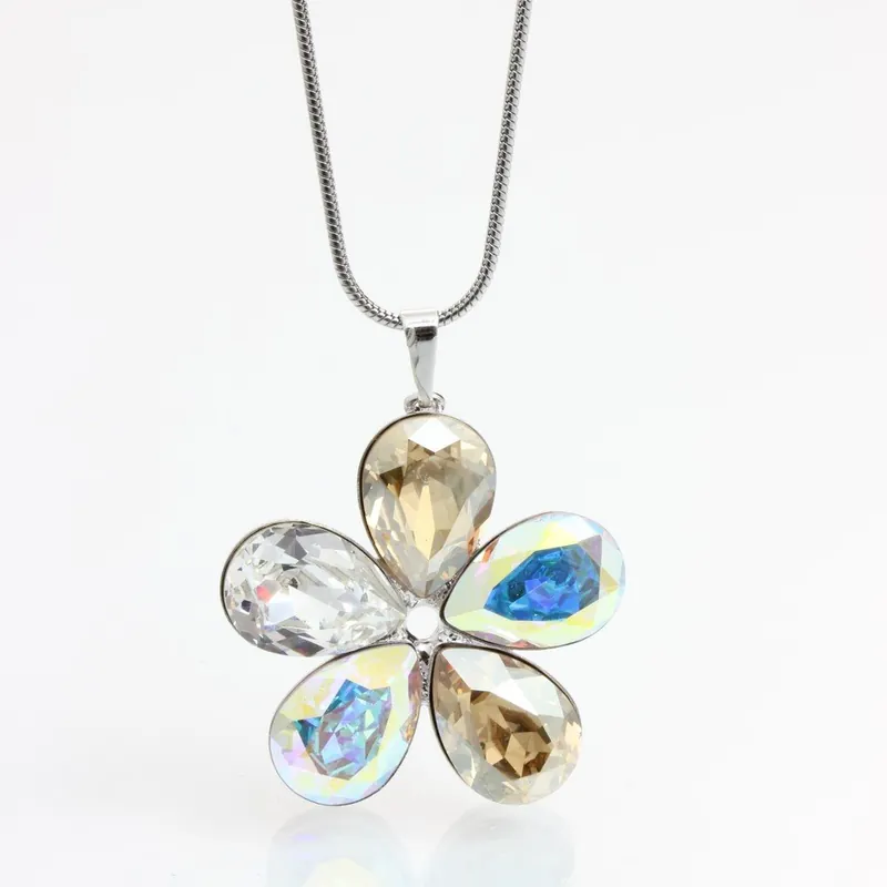 Naszyjnik Laura Bruni Swarovski Elements Flower AB Bonami Do wyczerpania zapasów