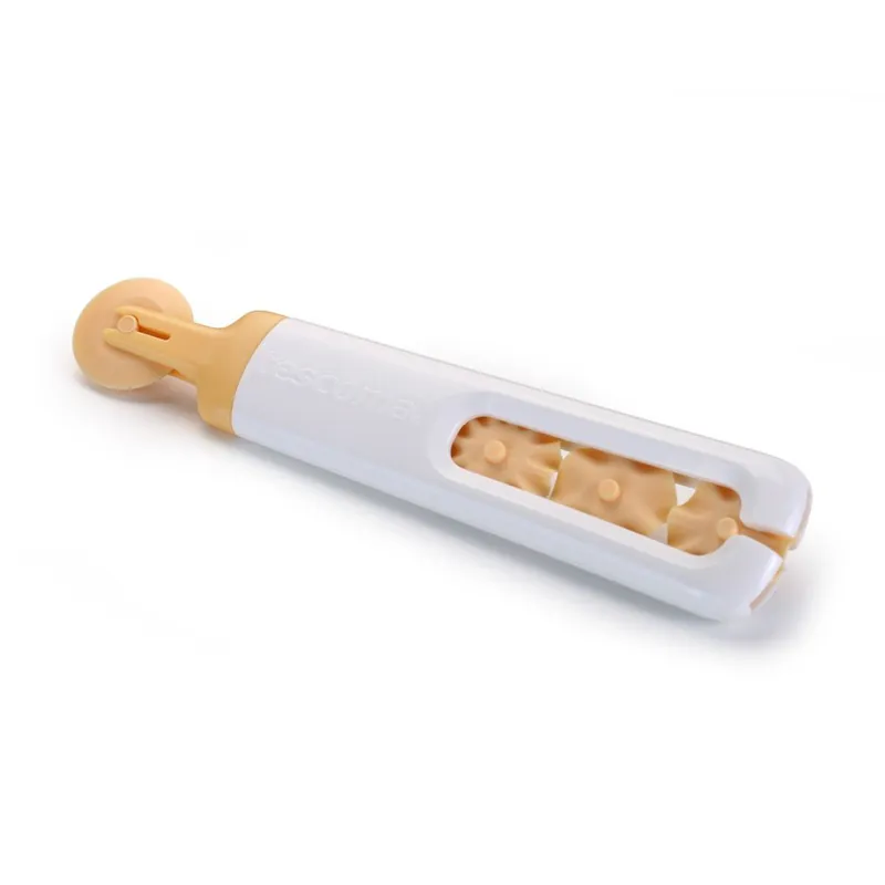 Oferta Radełko do ciasta z 4 kółeczkami Tescoma Delicia Bonami