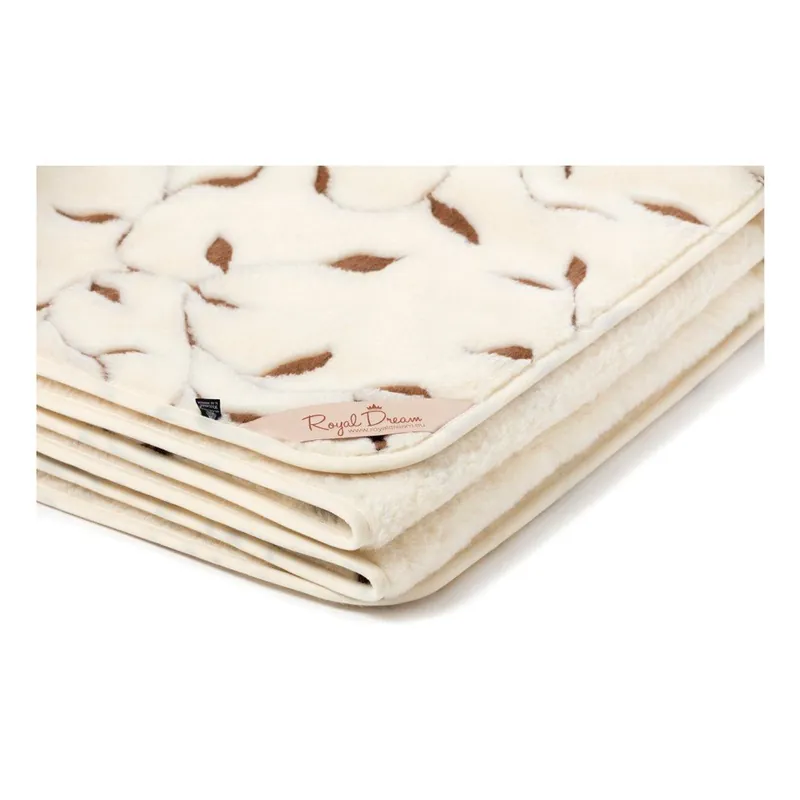 Beżowy koc z wełny merynosa Royal Dream Merino Leaf, 160x200 cm Bonami Okazja