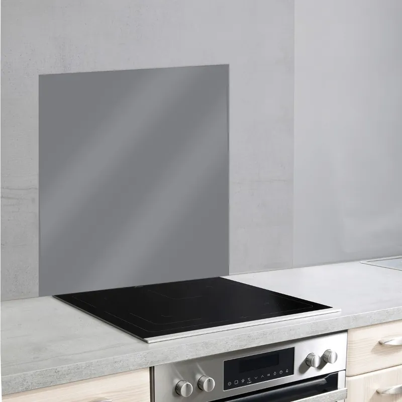 Szara szklana płyta ochronna na ścianę przy kuchence Wenko, 70x60 cm Bonami Wyjątkowa oferta