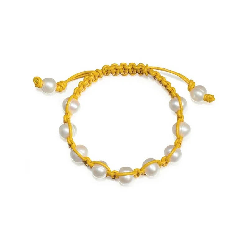 Żółta bransoletka skórzana z perłami Nova Pearls Copenhagen Amandine Bonami Bezpieczna płatność